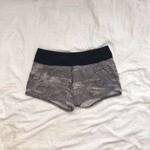 lululemon speed up short